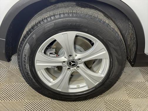 2018 Mercedes-Benz GLC 300 Base