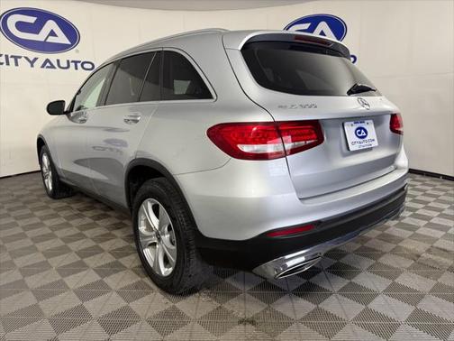 2018 Mercedes-Benz GLC 300 Base