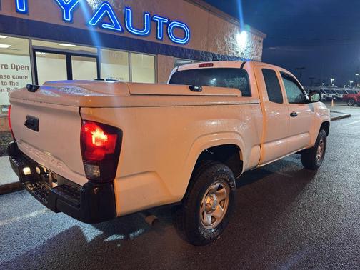 2020 Toyota Tacoma SR