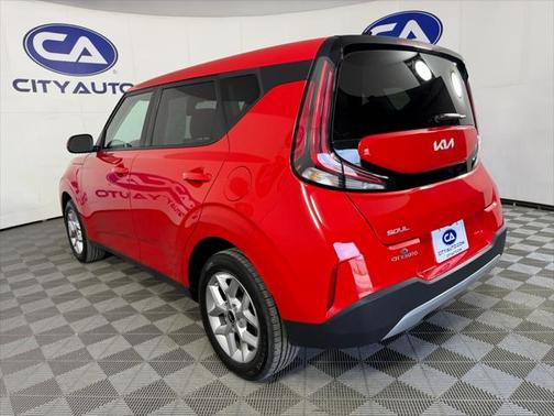 2024 Kia Soul LX
