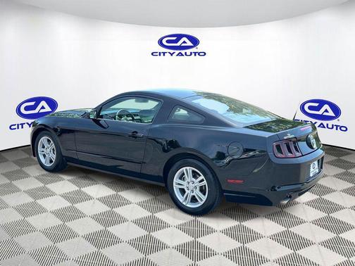 Black 2014 Ford Mustang V6