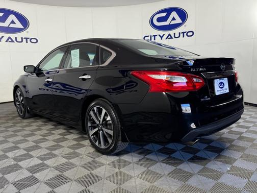 2016 Nissan Altima 2.5 SR