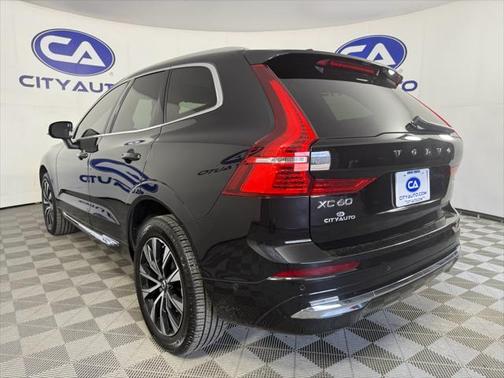 2023 Volvo XC60 B5 Plus Bright Theme