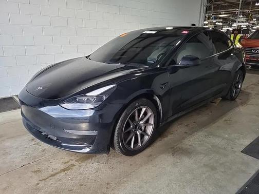 GRAY 2023 Tesla Model 3 Standard Range