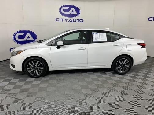 2025 Nissan Versa 1.6 SV