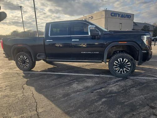 2024 GMC Sierra 2500 Denali Ultimate