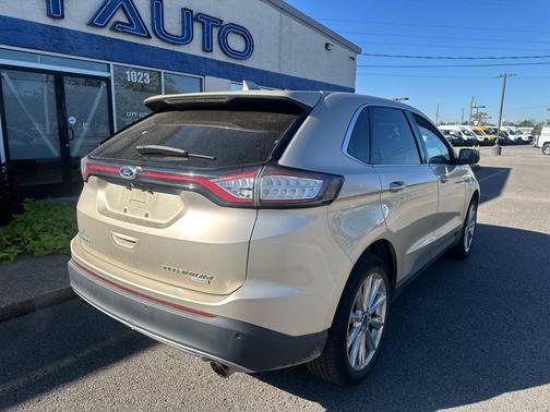 White Gold Metallic 2017 Ford Edge Titanium