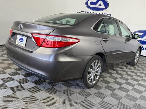 2016 Toyota Camry XLE