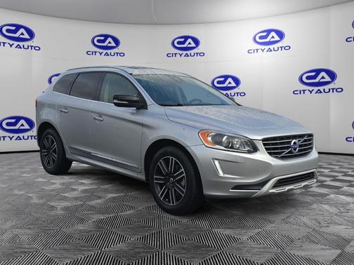 2017 Volvo XC60 T5 Dynamic