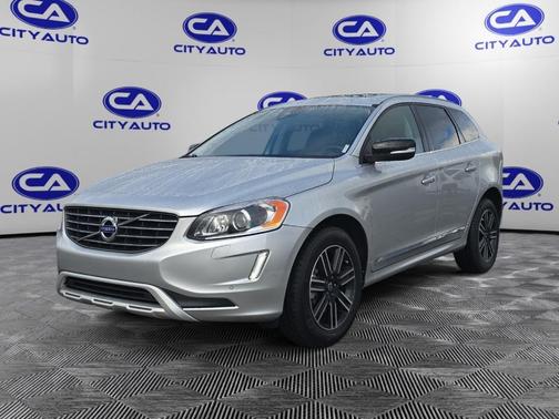 2017 Volvo XC60 T5 Dynamic