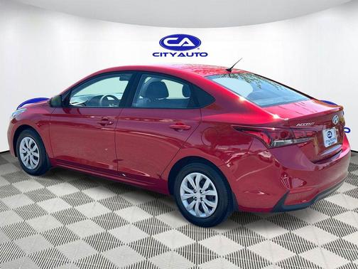 2020 Hyundai Accent SE