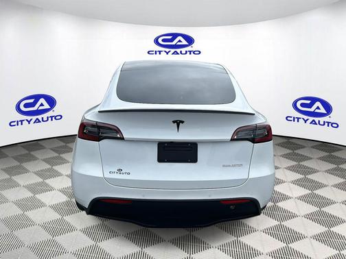 2022 Tesla Model Y Performance Dual Motor All-Wheel Drive