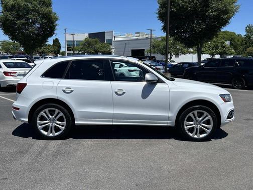 Glacier White Metallic 2014 Audi SQ5 3.0T Prestige