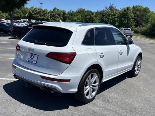 Glacier White Metallic 2014 Audi SQ5 3.0T Prestige