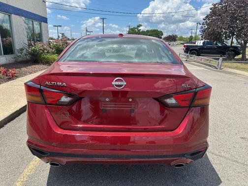 Scarlet Ember 2024 Nissan Altima 2.5 SL