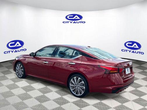 Scarlet Ember 2024 Nissan Altima 2.5 SL