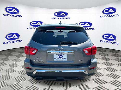 2019 Nissan Pathfinder SV