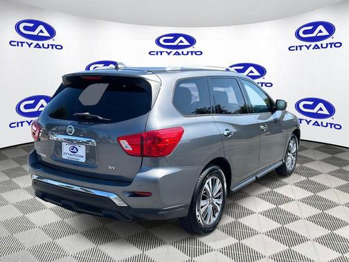 2019 Nissan Pathfinder SV