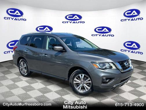 2019 Nissan Pathfinder SV