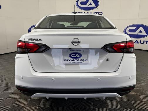 2023 Nissan Versa 1.6 S