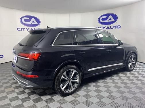 2020 Audi Q7 55 Prestige