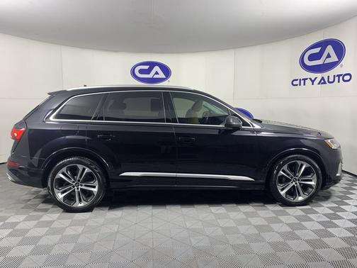 2020 Audi Q7 55 Prestige