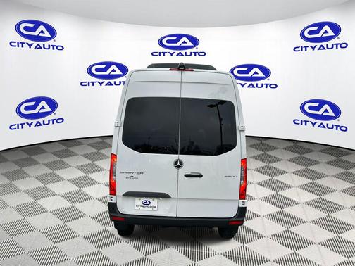 2024 Mercedes-Benz Sprinter 2500 Standard Roof