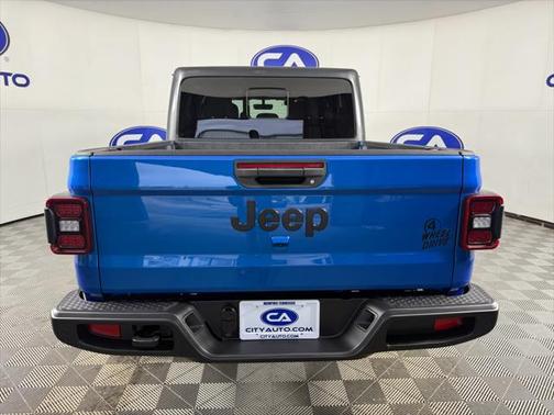 2021 Jeep Gladiator Willys 4x4