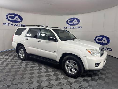 Natural White 2007 Toyota 4Runner SR5 V8