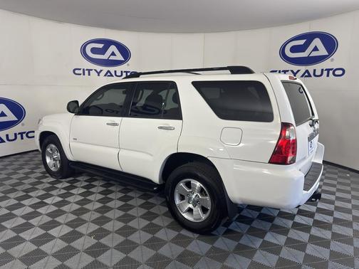 Natural White 2007 Toyota 4Runner SR5 V8