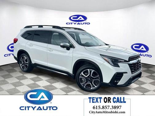 Crystal White Pearl 2023 Subaru Ascent Limited 8-Passenger