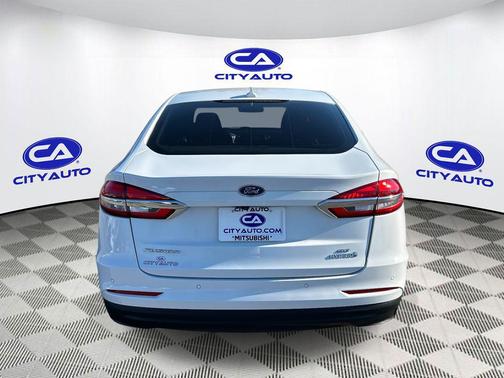 2019 Ford Fusion Hybrid SE