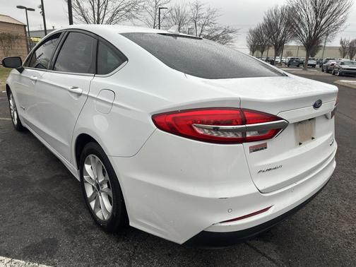 2019 Ford Fusion Hybrid SE