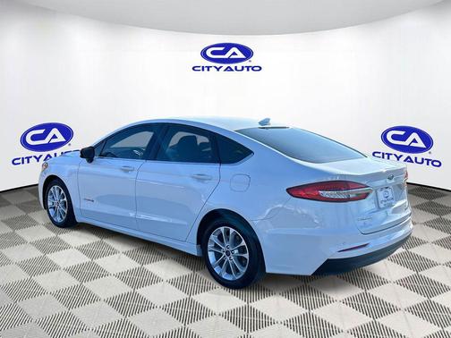 2019 Ford Fusion Hybrid SE
