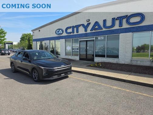 Aurora Black Pearl 2025 Kia K4 LXS