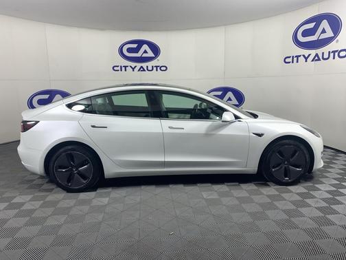 2019 Tesla Model 3 Standard Range