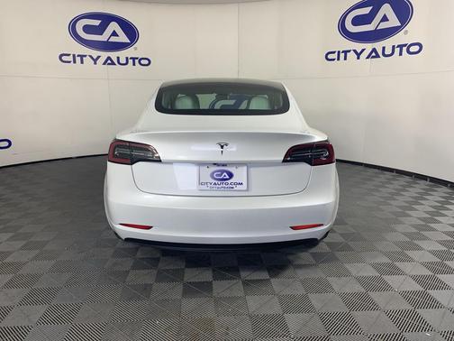 2019 Tesla Model 3 Standard Range