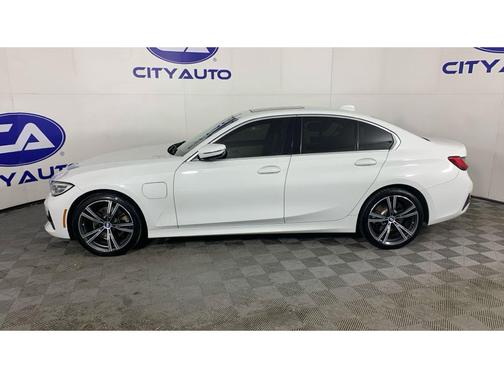 2021 BMW 330e Base
