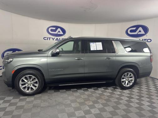 Silver Sage Metallic 2023 Chevrolet Suburban Premier