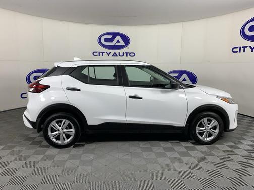 Fresh Powder 2025 Nissan Kicks S