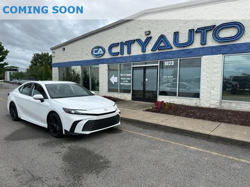 Ice Cap 2025 Toyota Camry SE