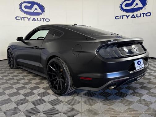 2019 Ford Mustang EcoBoost