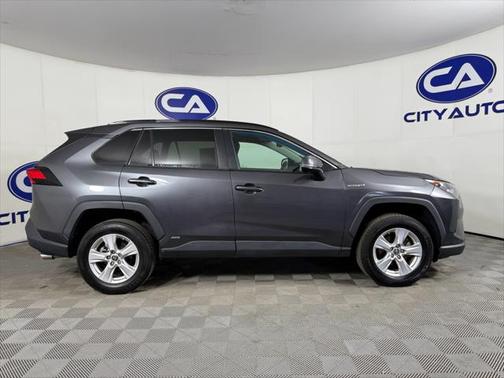 2021 Toyota RAV4 Hybrid LE