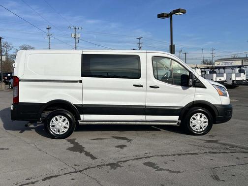 2022 Ford Transit-250 Base