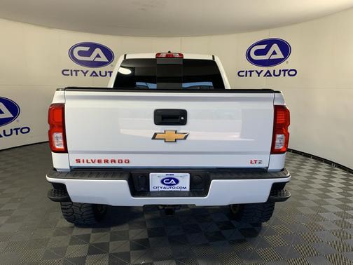 Summit White 2018 Chevrolet Silverado 1500 LTZ
