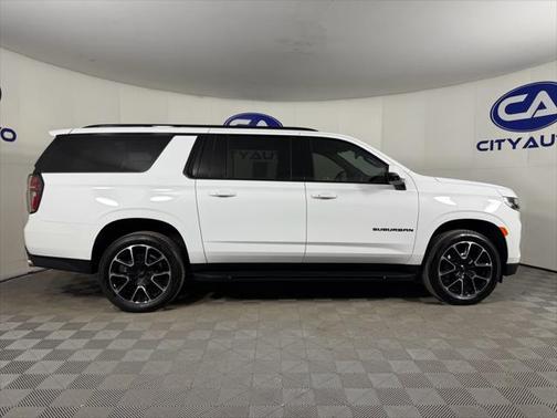 2024 Chevrolet Suburban RST