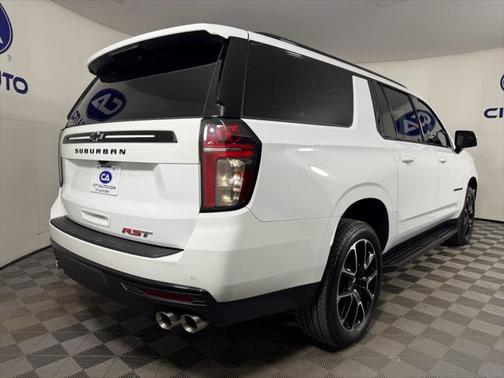 2024 Chevrolet Suburban RST