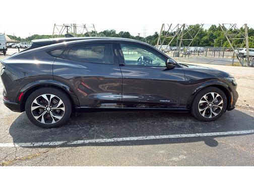 Dark Matter Gray Metallic 2022 Ford Mustang Mach-E Premium