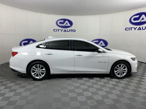 Summit White 2016 Chevrolet Malibu 1LT
