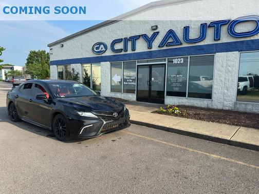 Midnight Black Metallic 2022 Toyota Camry XSE